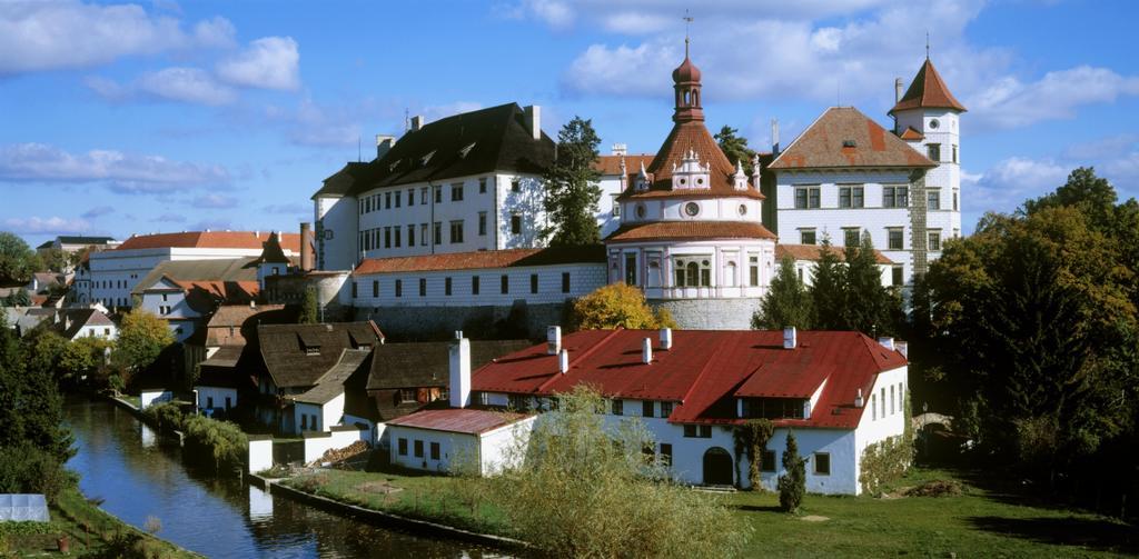 Apartmany Jindrichuv Hradec Bagian luar foto